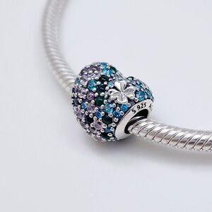 Pandora Gleaming Clover Heart Charm